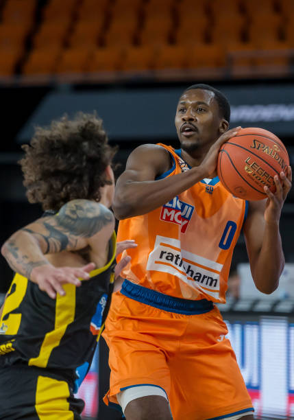 而塞门约用 而塞门约用