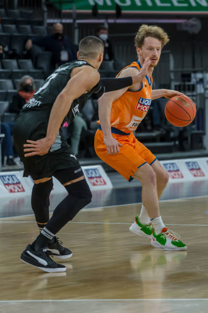 阿劳霍在场 阿劳霍在场